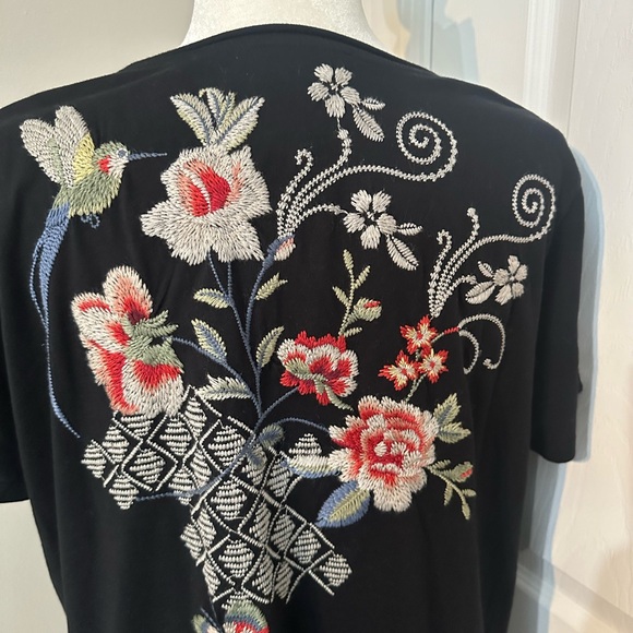 Johnny Was Embroidered Tunic Top - Picture 3 of 12